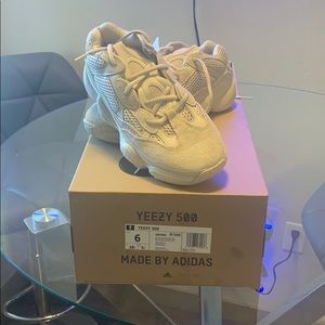 “Desert Rat” Yeezy 500 Blush